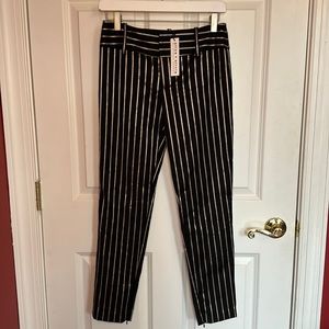NWT Alice + Olivia Black and Gold Stripped Pants (size 0)